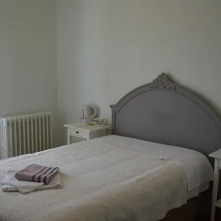 Bed and Breakfast Cherry En Rose Lezzeno