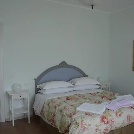 Cherry En Rose Bed & Breakfast